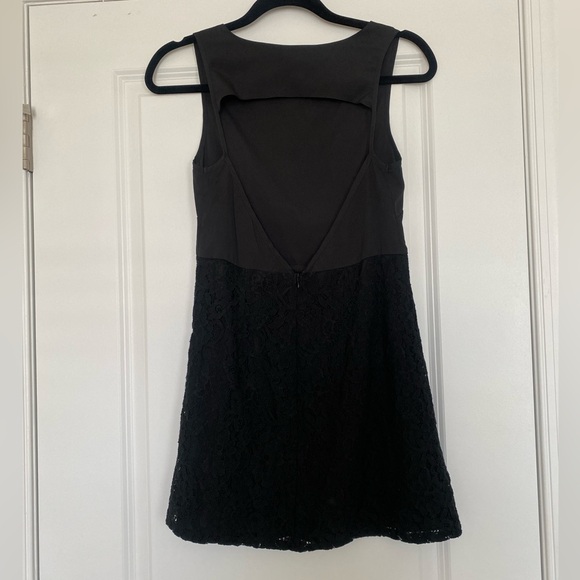 Black Mini Lace Dress With Open Back - Picture 3 of 3